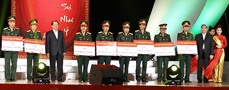 Tiếp tục thực hiện tốt công tác an sinh xã hội, xóa đói, giảm nghèo