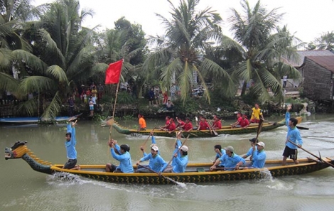 GIẢI ĐUA THUYỀN TRUYỀN THỐNG HUYỆN THỚI LAI
 LẦN I- 2015