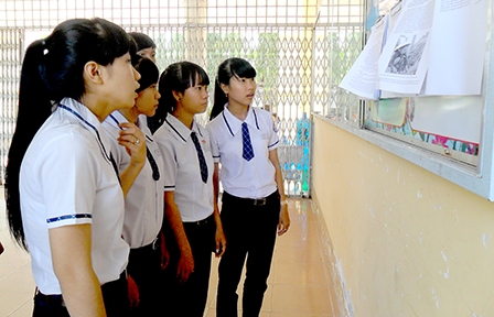 Học sinh nộp hồ sơ đăng ký dự thi tốt nghiệp THPT quốc gia trước ngày 30-4