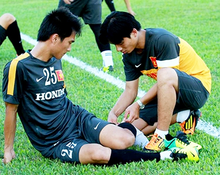 Ông Miura đau đầu vì chấn thương