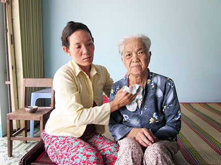 Bà Nhẹ cần được hỗ trợ lọc thận