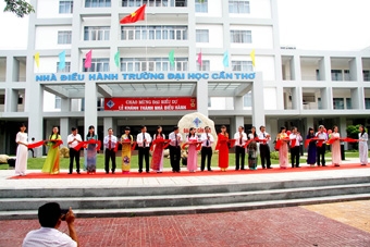 Công bố 2 chương trình đào tạo tiên tiến đạt chuẩn AUN-QA