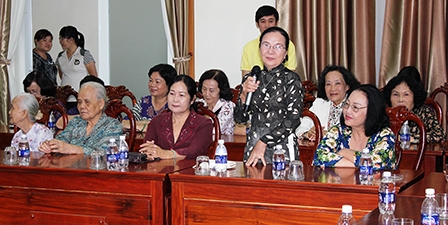 Họp mặt nữ cán bộ lãnh đạo Cần Thơ - Hậu Giang 
qua các thời kỳ