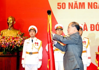 Chủ tịch Quốc hội Nguyễn Sinh Hùng dự lễ kỷ niệm 50 năm Ngày Truyền thống Ngành Hàng hải Việt Nam