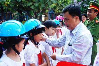 TẬP TRUNG TRIỂN KHAI KẾ HOẠCH TỔ CHỨC TUẦN 
LỄ AN TOÀN GIAO THÔNG ĐƯỜNG BỘ LẦN THỨ 3