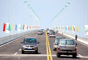 Thông xe cầu Cổ Chiên