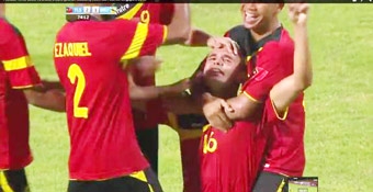 Hàng thủ sai sót, U23 Brunei chót bảng
