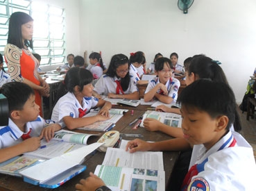 CHÚ TRỌNG GIÁO DỤC ĐẠO ĐỨC CHO HỌC SINH