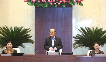 Chủ tịch Quốc hội Nguyễn Sinh Hùng
được bầu làm Chủ tịch Hội đồng bầu cử Quốc gia
