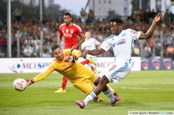 Michy Batshuayi  “Romelu Lukaku mới” ở Marseille