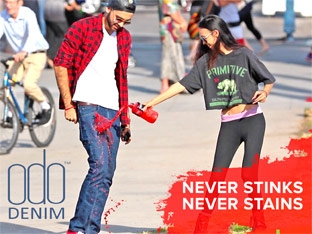 Quần jeans và áo tự làm sạch