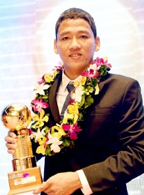 Những “gam màu” của bóng đá Việt
trong năm 2015