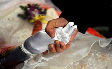 Trộm xác để làm đám cưới