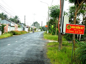Công an Cần Thơ chung tay
xây dựng nông thôn mới