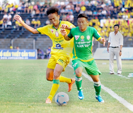 Bóng đá ĐBSCL nhọc nhằn ở V.League