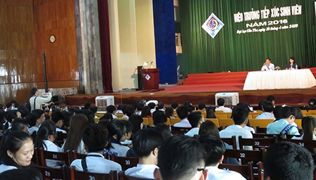 Phát huy dân chủ trong trường học -
nền tảng để nâng cao chất lượng đào tạo