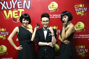 Diễn trò giành giật