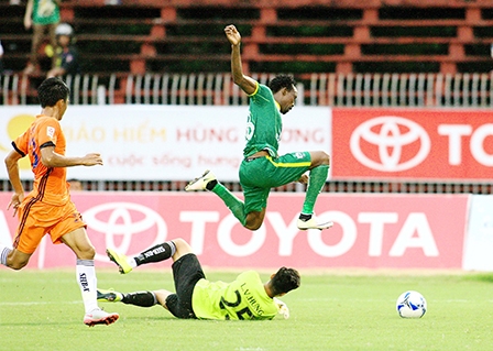 Kết quả vòng 12 V.League Toyota 2016 

XSKT Cần Thơ thua ngược trên sân nhà
