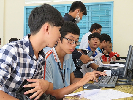 Một số lưu ý khi làm hồ sơ xét tuyển đại học, cao đẳng
