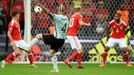 Xứ Wales  Bỉ: 3 - 1 

Xứ Wales lội ngược dòng
