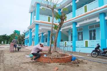Đẩy mạnh xây dựng cơ sở vật chất 
chào đón năm học mới