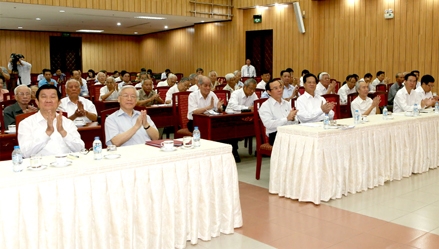 Ban Bí thư Trung ương Đảng gặp mặt cán bộ cấp cao nghỉ công tác, nghỉ hưu khu vực phía Nam