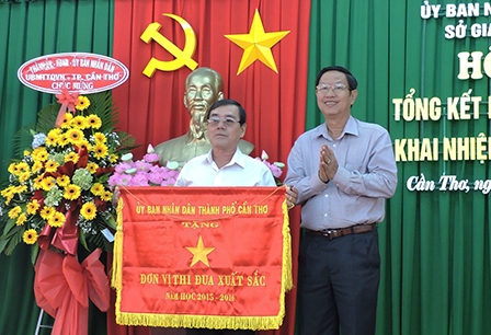 Tập trung các giải pháp cơ bản và hữu hiệu, hoàn thành tốt nhiệm vụ năm học
