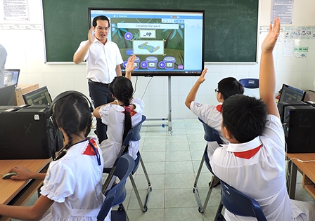 Hướng đến xây dựng nền giáo dục tiên tiến, hiện đại