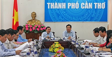 Thủ tướng Nguyễn Xuân Phúc phát động phong trào
thi đua “Cả nước chung sức xây dựng nông thôn mới”