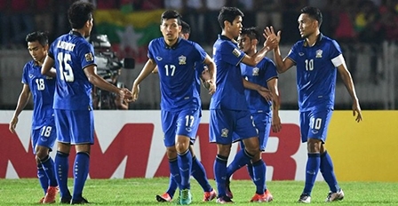 Thái Lan  Myanmar: 2-0 
Quân đoàn Kiatisuk chứng tỏ sức mạnh