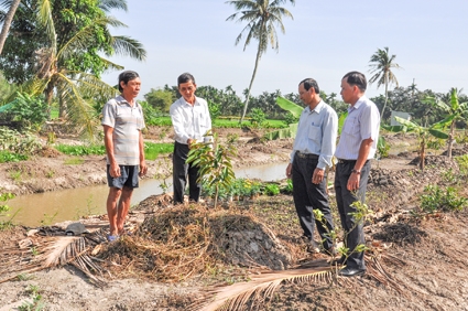 Năng động đưa nghị quyết vào cuộc sống