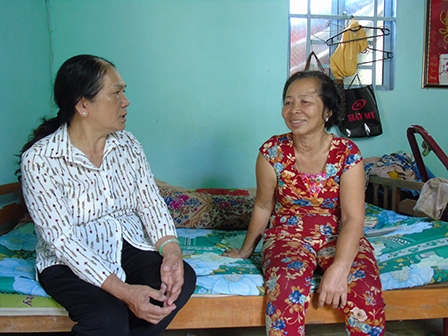 Nữ Bí thư tận tụy