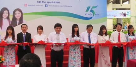 Thu hút hàng ngàn học sinh ĐBSCL tham dự