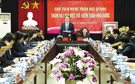 Chủ tịch nước Trần Đại Quang: Kiểm toán Nhà nước phải chủ động
hơn nữa trong công tác phòng, chống thất thoát, lãng phí
