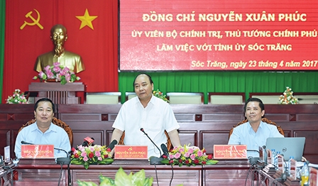 Thủ tướng Nguyễn Xuân Phúc:

Sóc Trăng cần tập trung phát triển
vùng lúa cao sản, các loại trái cây lợi thế