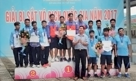 Xuất sắc đội bi sắt Quân khu 9