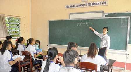 Trường THPT Lương Định Của Nhiều chuyển biến 
trong công tác dạy và học