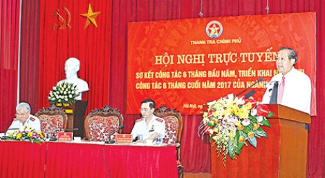Cán bộ thanh tra phải trong sạch,
không vì bất cứ áp lực nào mà làm sai