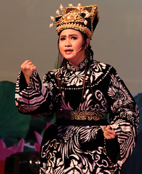 Những người lính văn công trẻ
