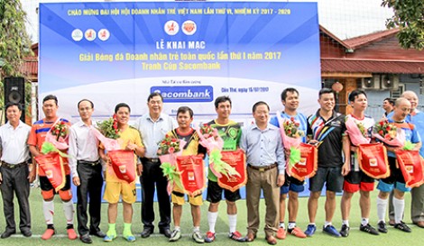 Khởi tranh vòng loại Giải bóng đá doanh nhân trẻ toàn quốc lần I