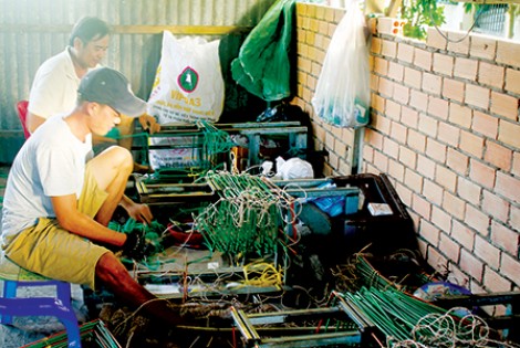 Sôi động Làng nghề đan lưới Thơm Rơm, 
doanh thu ước đạt 42 tỉ đồng