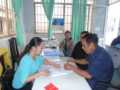 Thắm đượm nghĩa tình