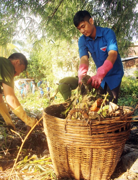 Chăm bồi đội ngũ cán bộ Đoàn