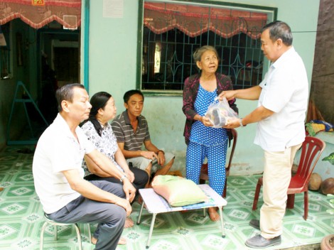 Còn sức, còn phục vụ bà con!