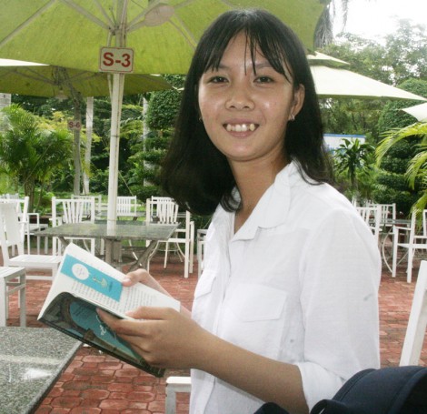 Nữ “quán quân” tiếng Anh