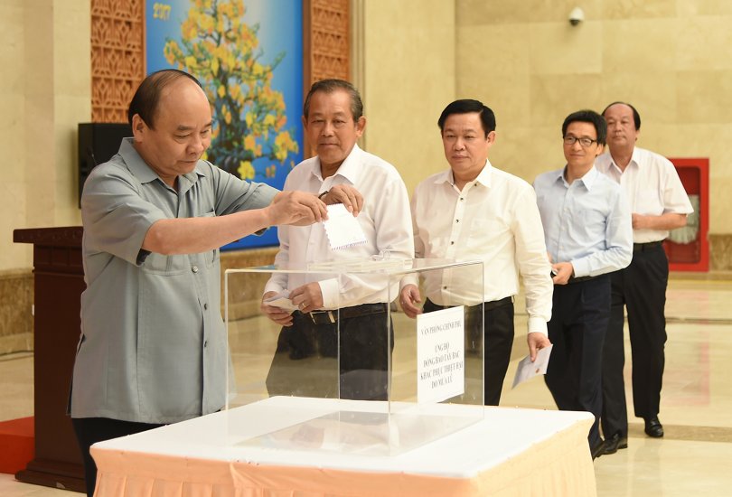 Lãnh đạo Nhà nước, Chính phủ quyên góp ủng hộ đồng bào các tỉnh Tây Bắc bị thiệt hại do mưa lũ