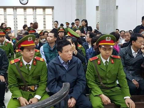 Ngày 28-8, mở lại phiên tòa

xét xử sơ thẩm bị cáo Hà Văn Thắm

và đồng phạm