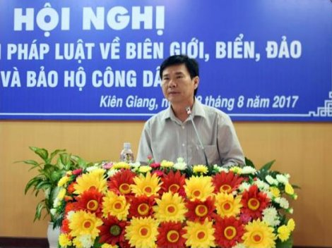 Tuyên truyền pháp luật về biên giới, biển, đảo và bảo hộ công dân