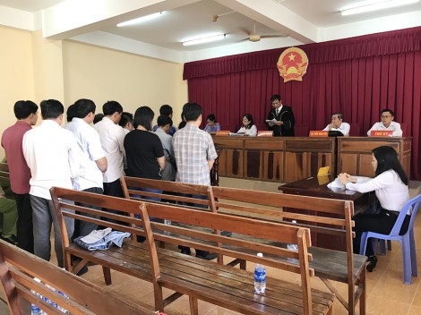 Tuyên án 13 bị cáo mua bán trái phép hóa đơn và trốn thuế