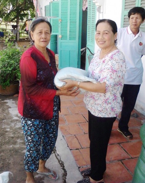 Hết lòng với công tác từ thiện